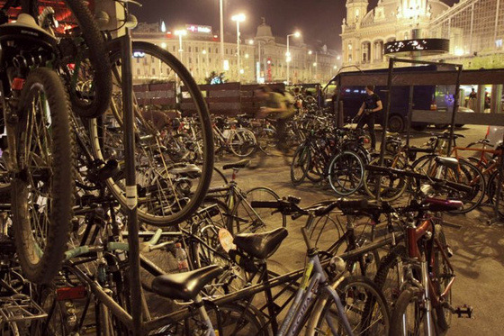 Szilveszterezz biciklivel! - bringabarát partik és helyek