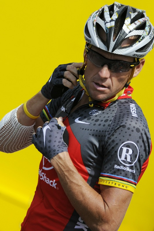 84ce1321e42d57034fd26f49352e6c8a-getty-cycling-fra-tdf-2010-arms