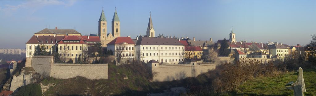 veszpremivar