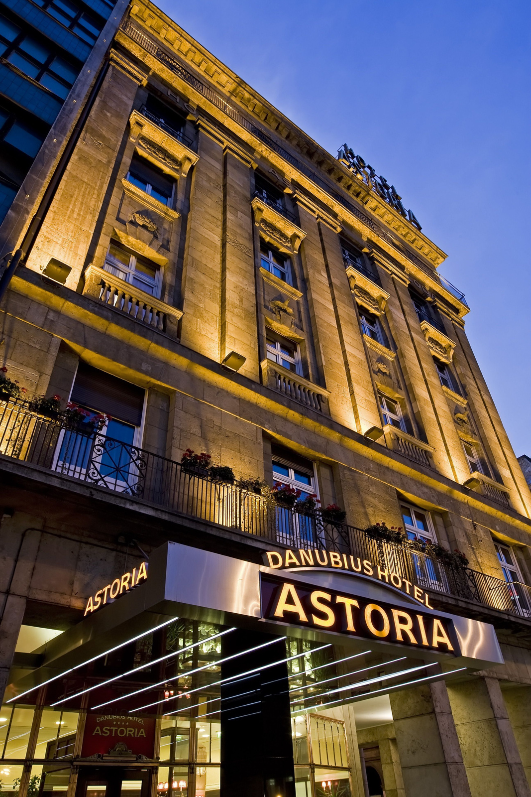 Danubius Hotel Astoria 01