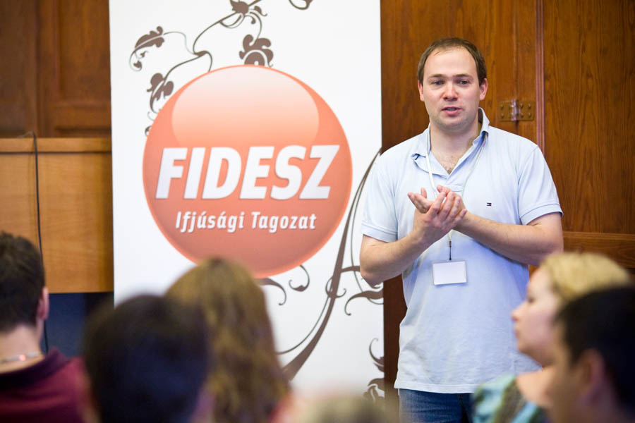 Fidesz IT Szarszo2010 81