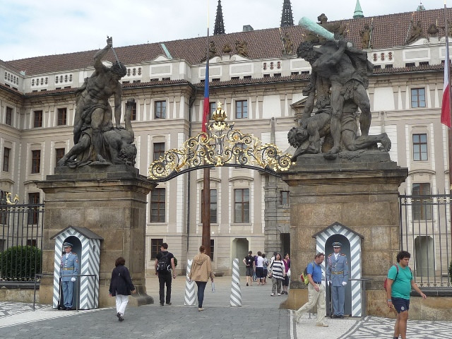 Prága - Palota Bejárata