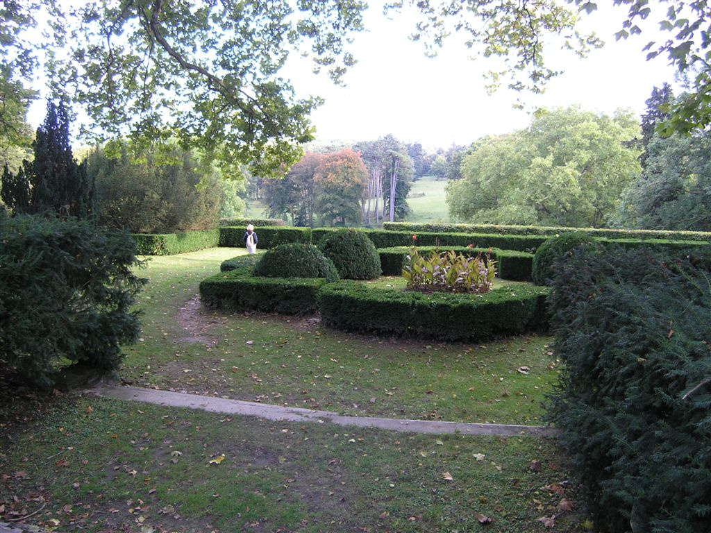 Füzérradvány-park1