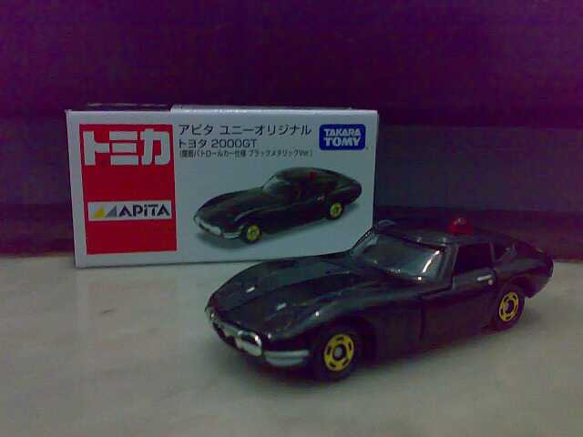 Tomica APITA Toyota 2000GT 3