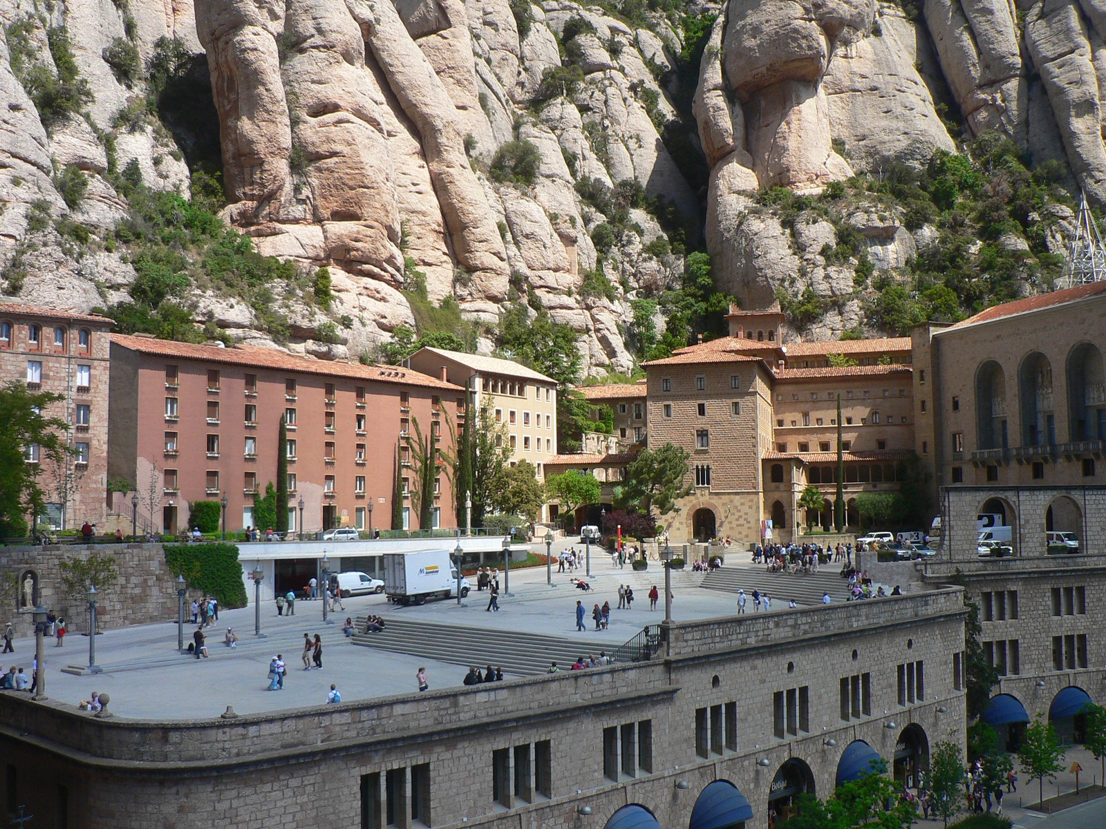 03 Montserrat (08)