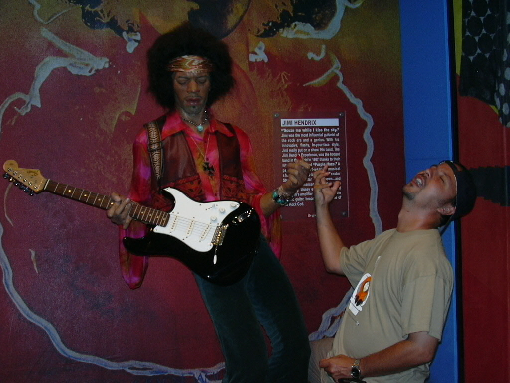 99946 Jimi Hendrix-Madame Tussauds