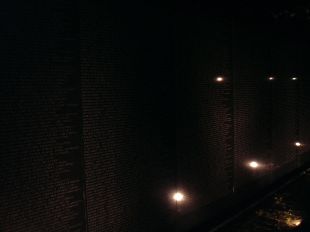 292 Vietnam Veterans Memorial