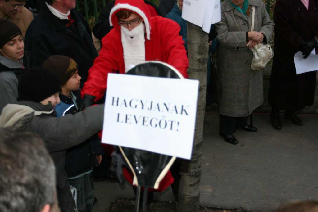 2007.12.07. - Tüntetés
