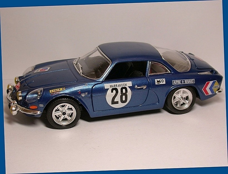 RENAULT ALPINE 110 BUR. 1 24