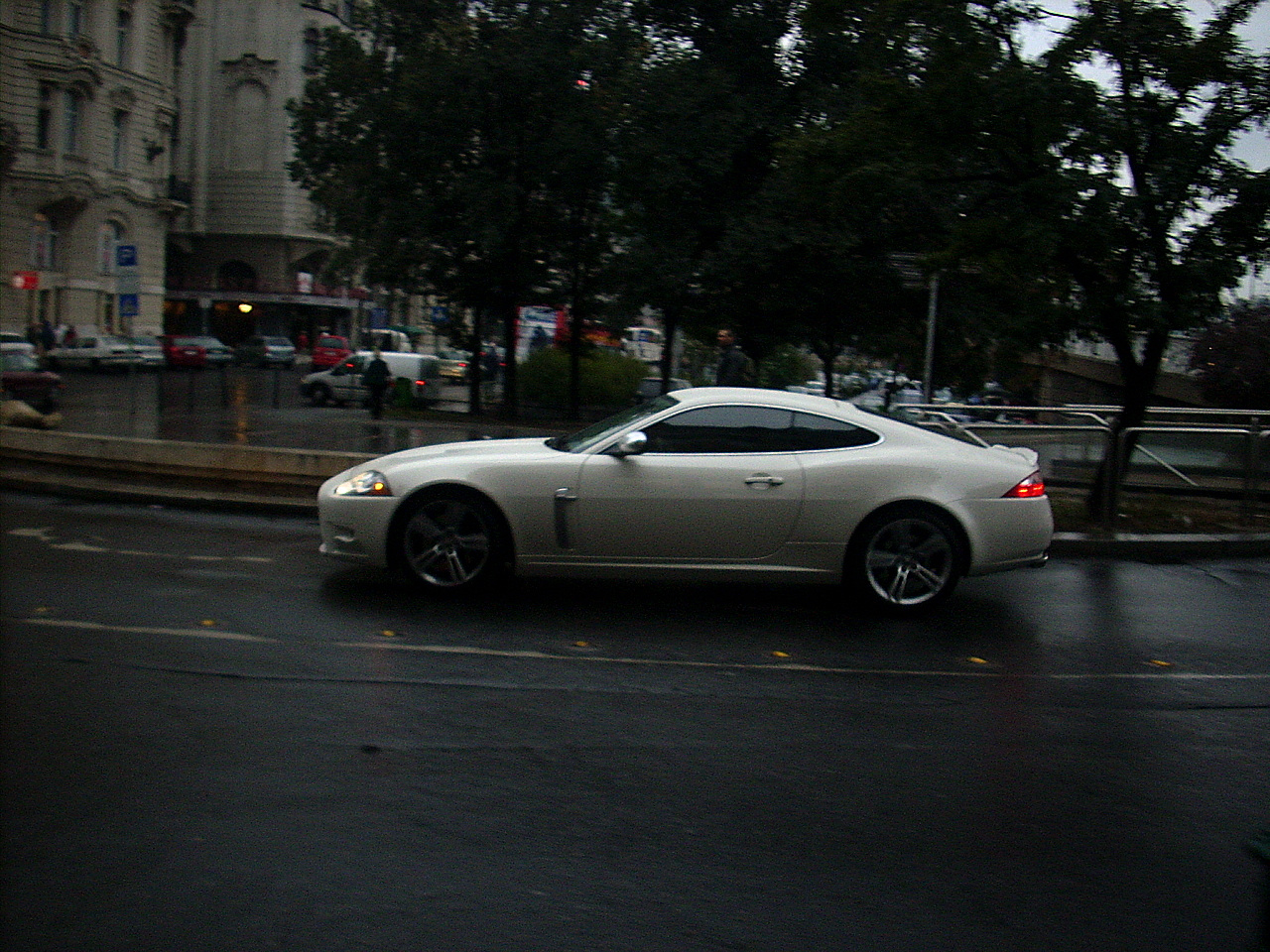 Jaguar XKR