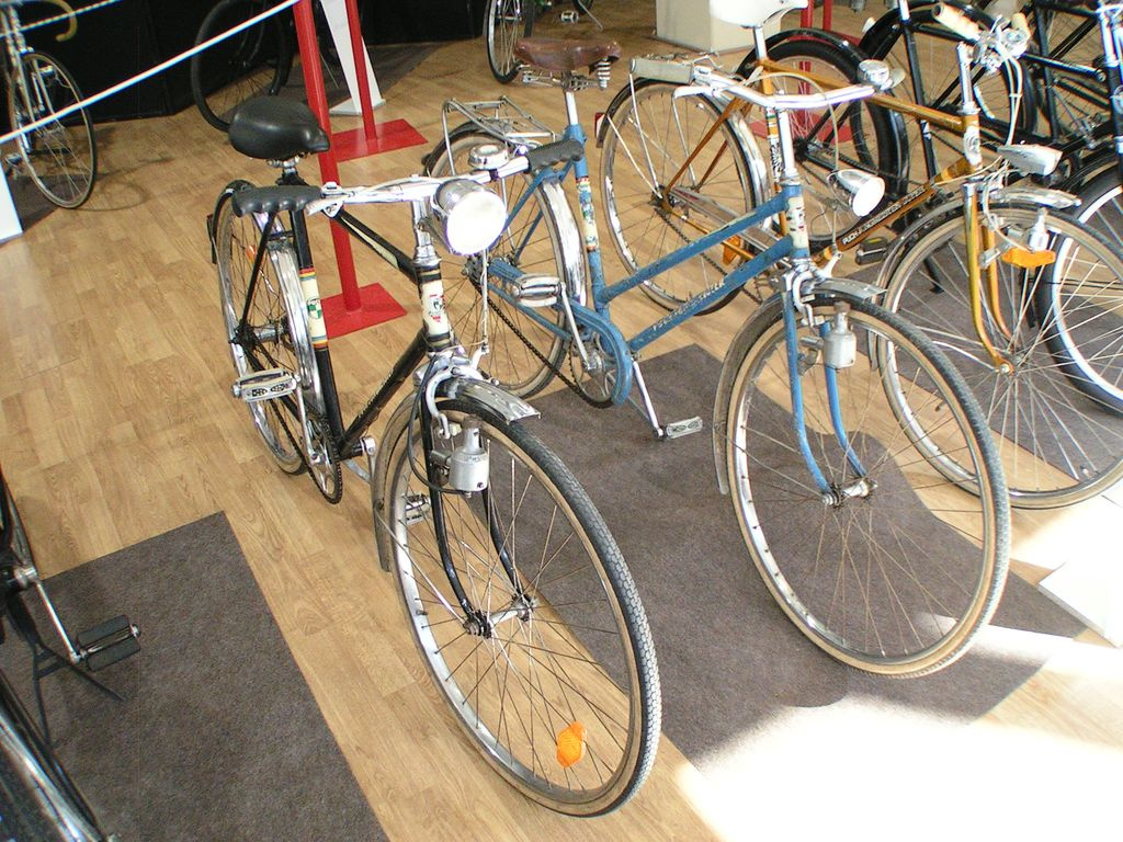 062a  Veterán kerékpár