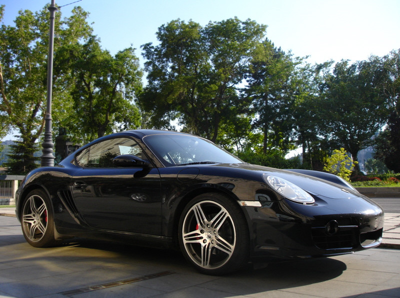 Porsche Cayman Design Edition 1