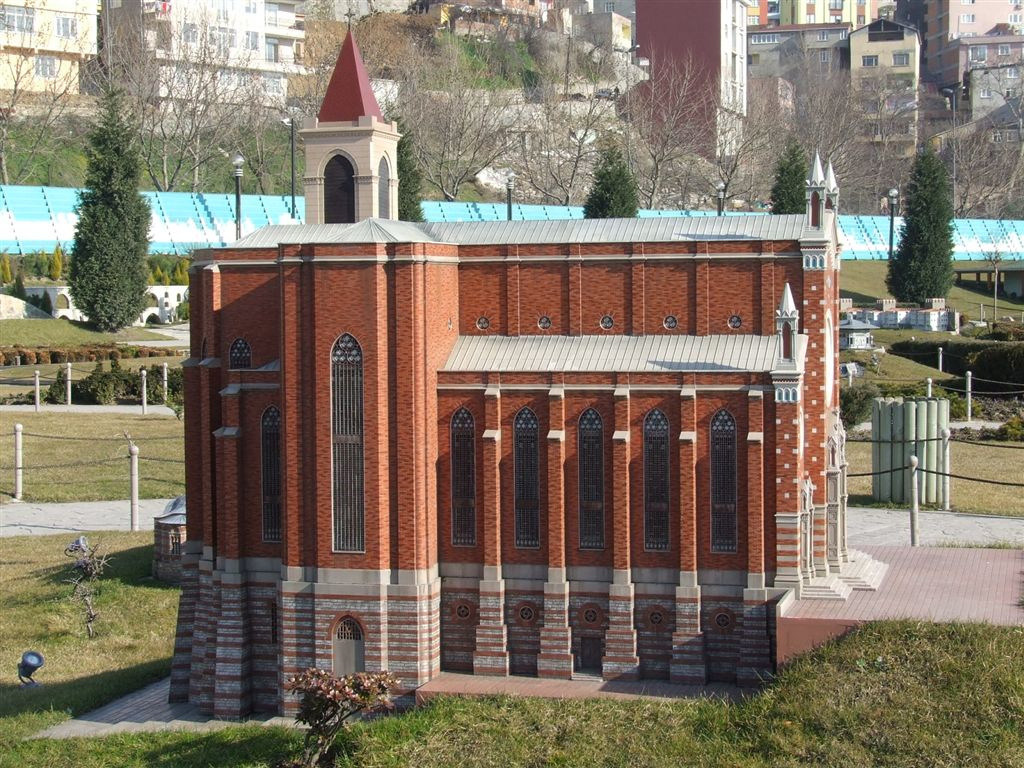 300  Miniatürk - Keresztény templom