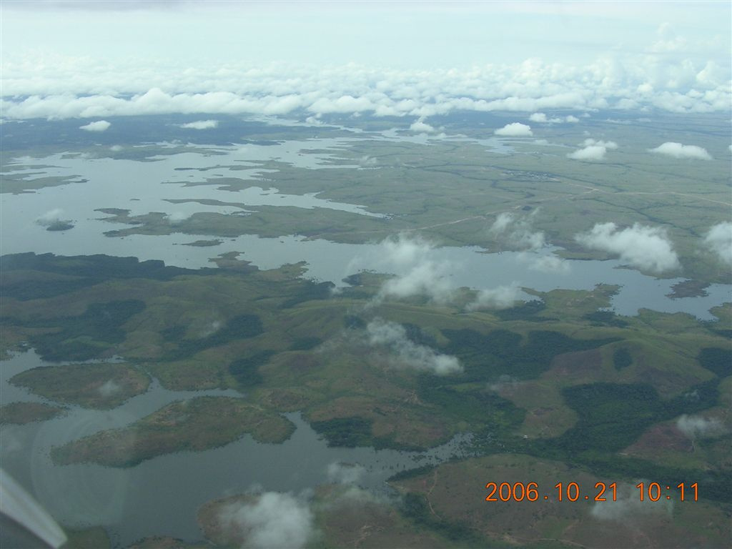 312 Canaima felé