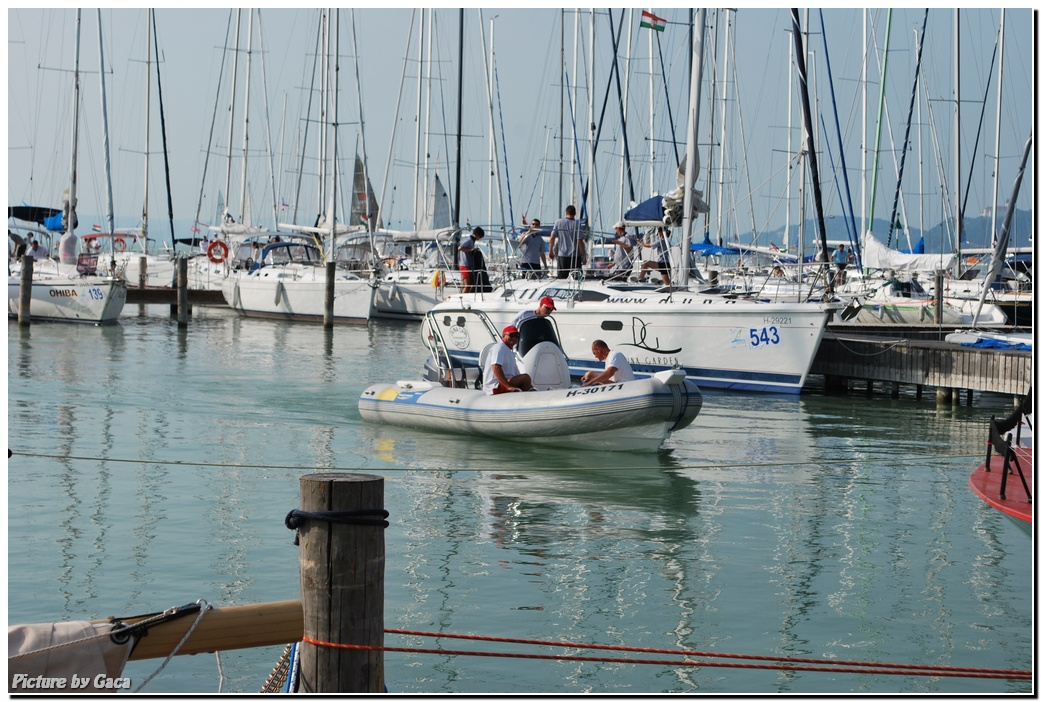 rafficasponzibalatonkékszalaggaca201100090