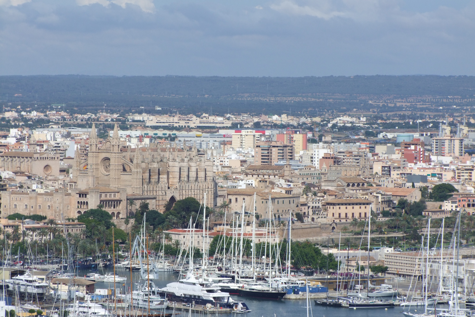 Palma de Mallorca - Castell de Bellver - kilátás az öbölre