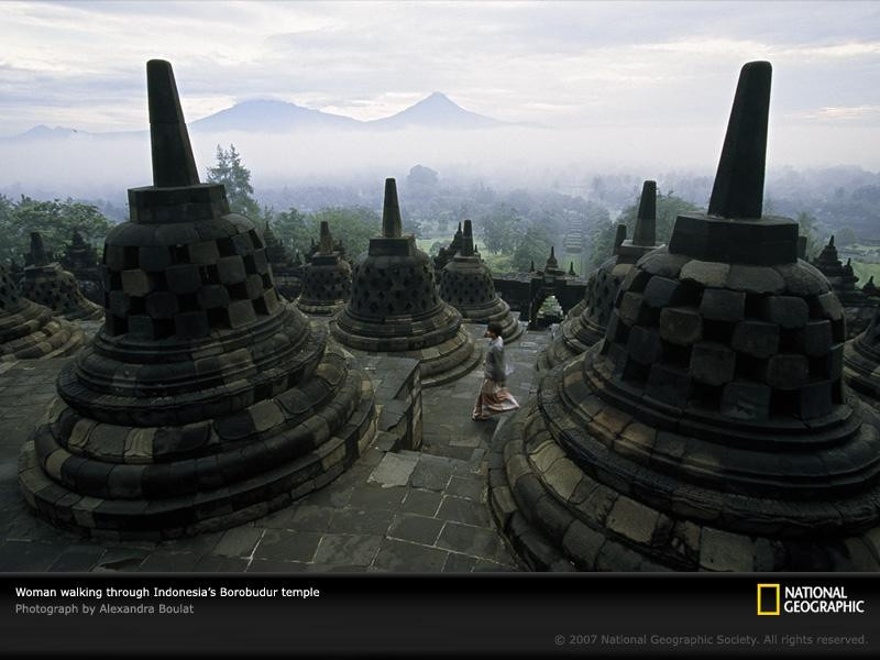 borobudur-temple-694327-sw (Medium)