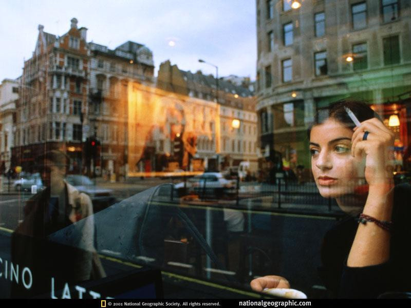 woman-smoking-659277-sw (Medium)