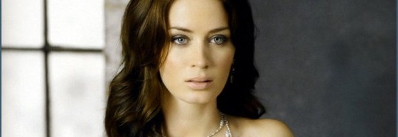 emily blunt slice 03