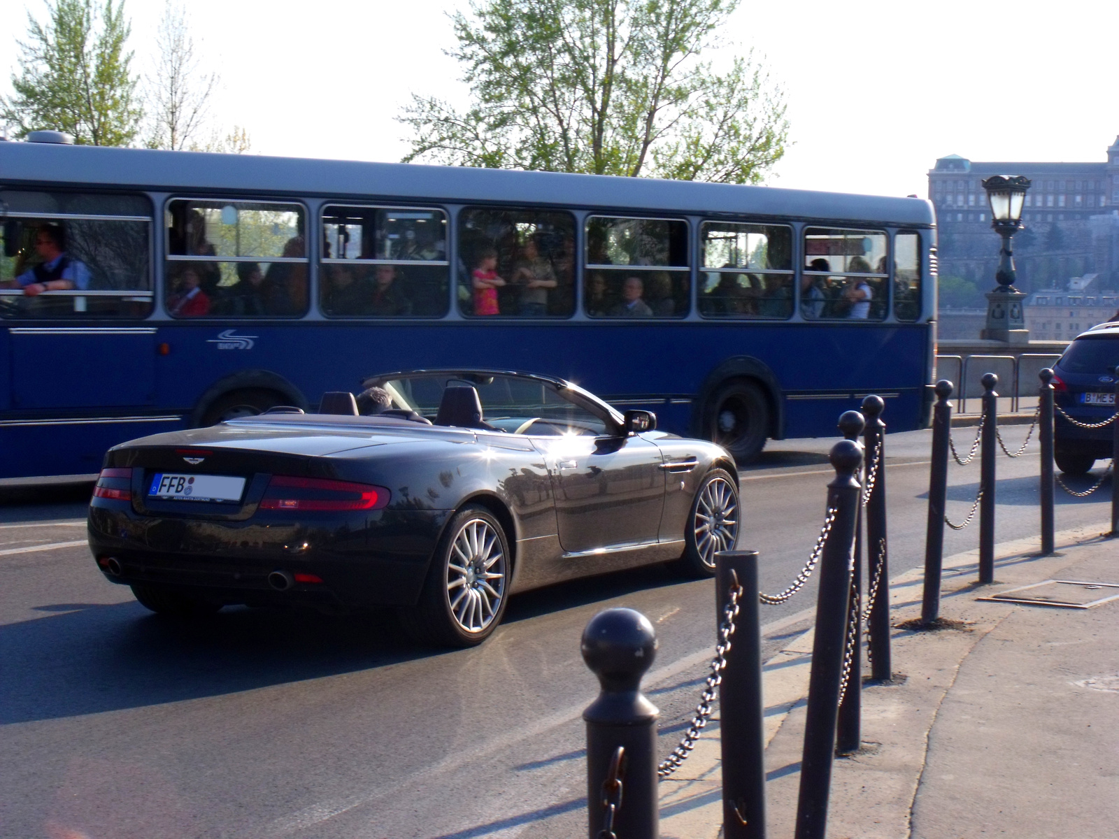 Aston Martin DB9 Volante