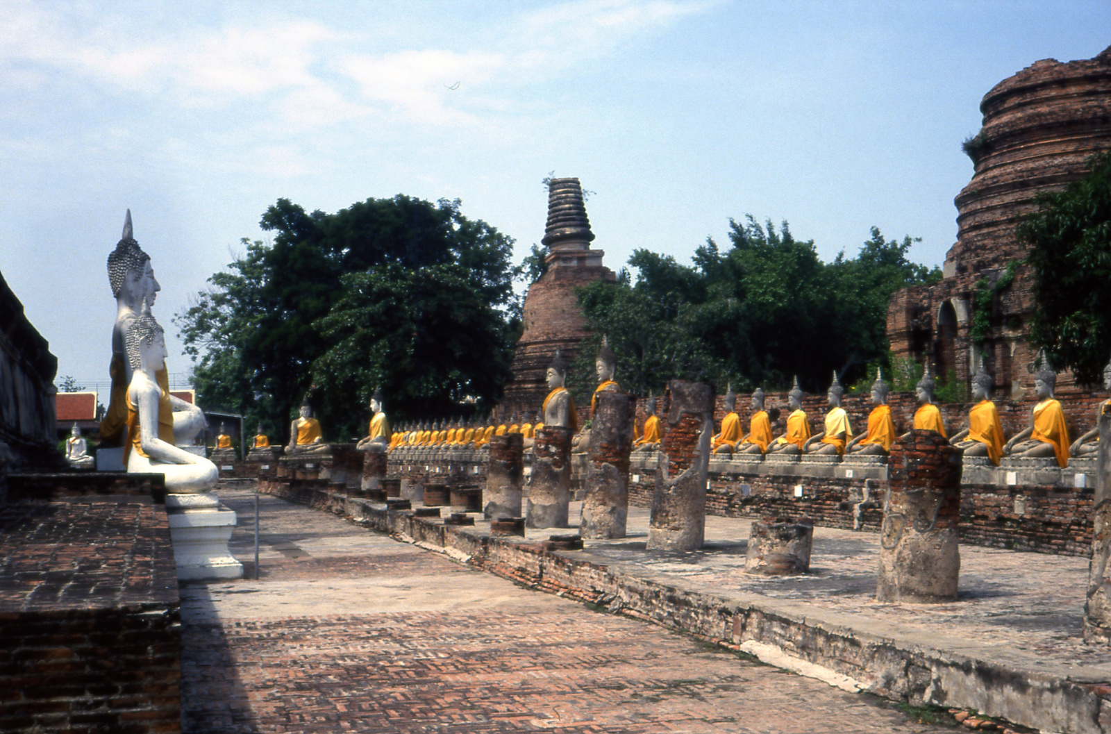 Ayutthaya Buddhái