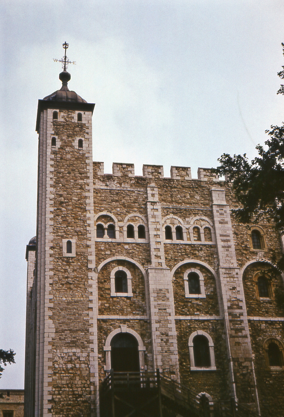 352 London Tower