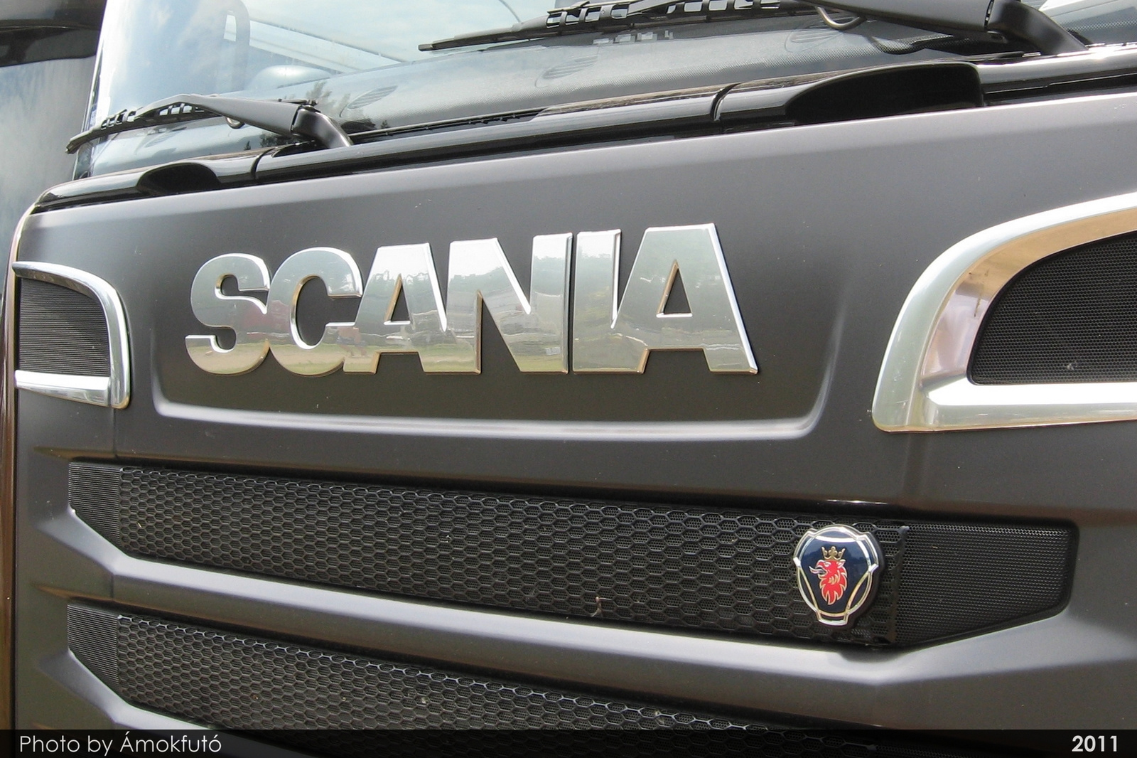 Scania R500 V8 Topline "Black Amber"