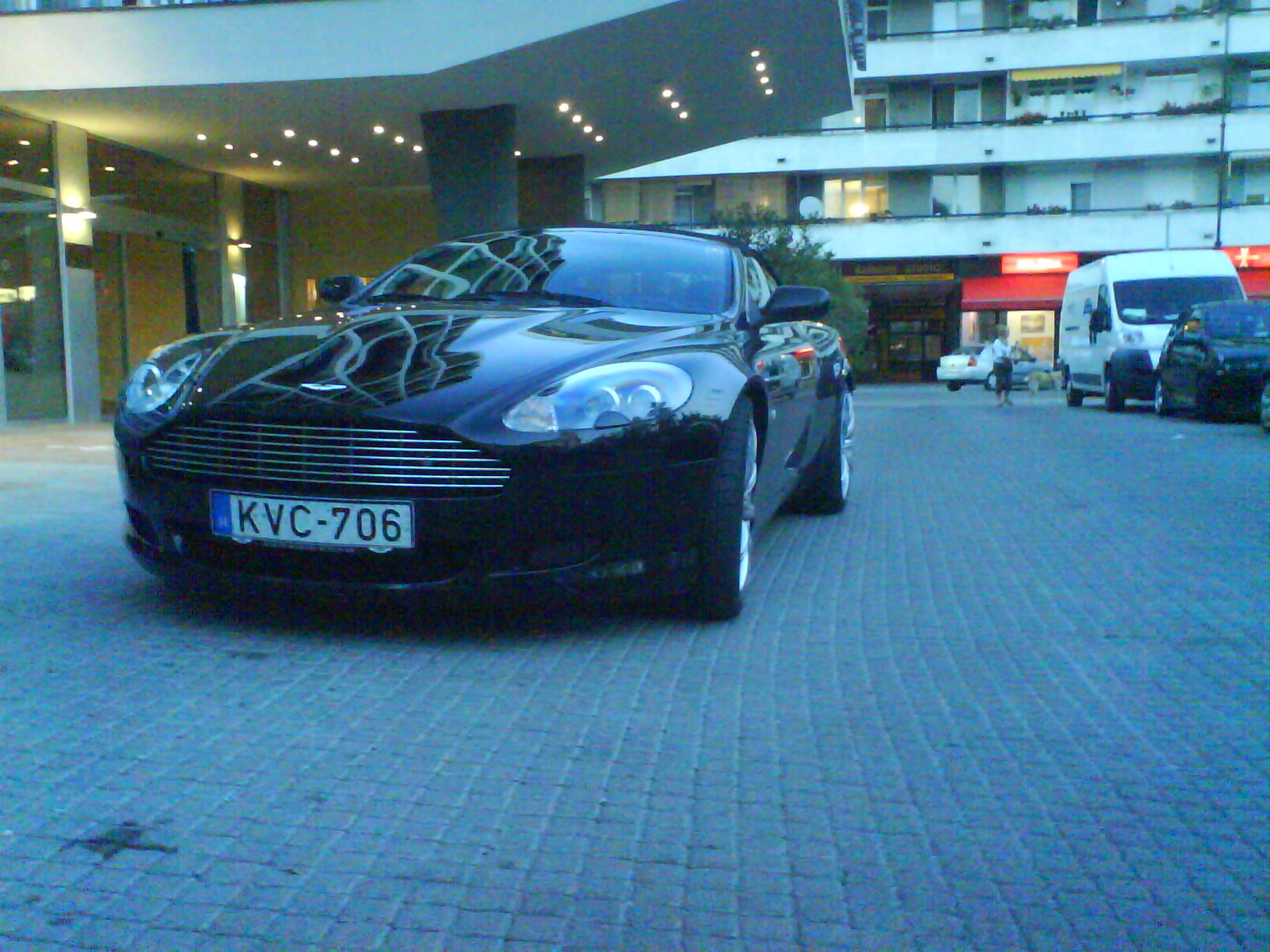 Aston Martin DB9