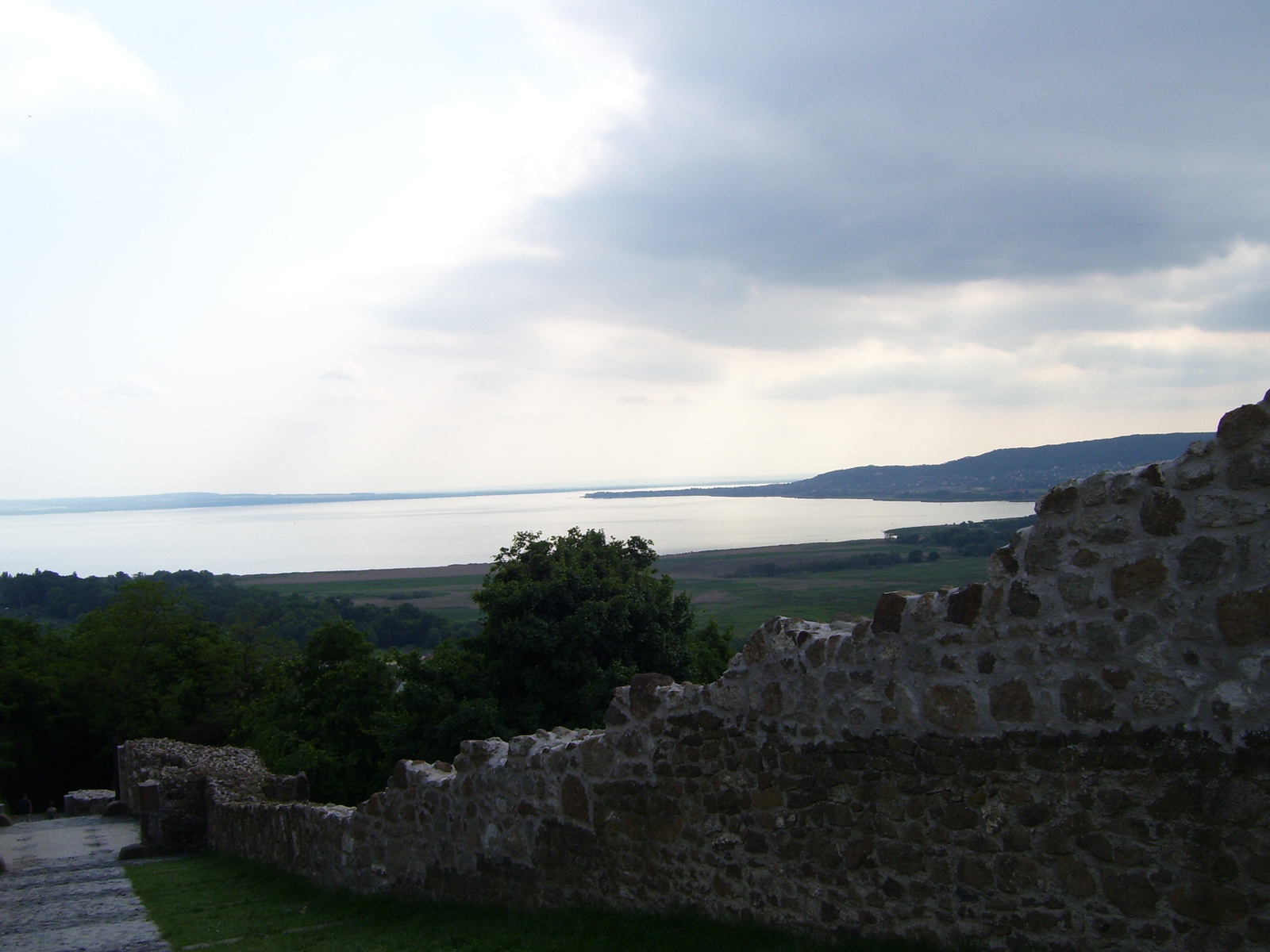 Kilátás a Szigligeti várból