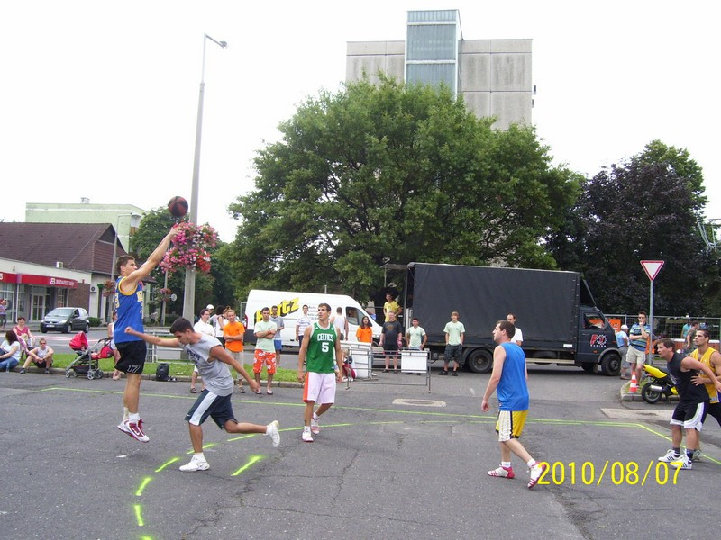 2010 Streetball 225