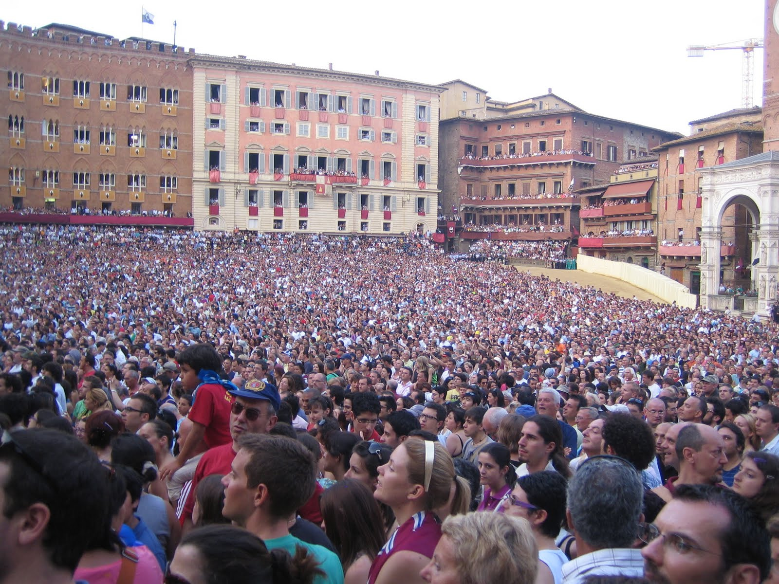 Sienai lóverseny /Palio/