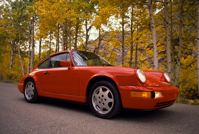 1990-Porsche-911-Carrera-4AWD