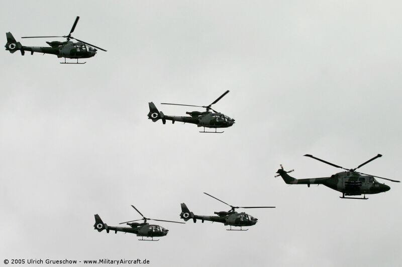 Blue-Eagles RIAT2005 024 800