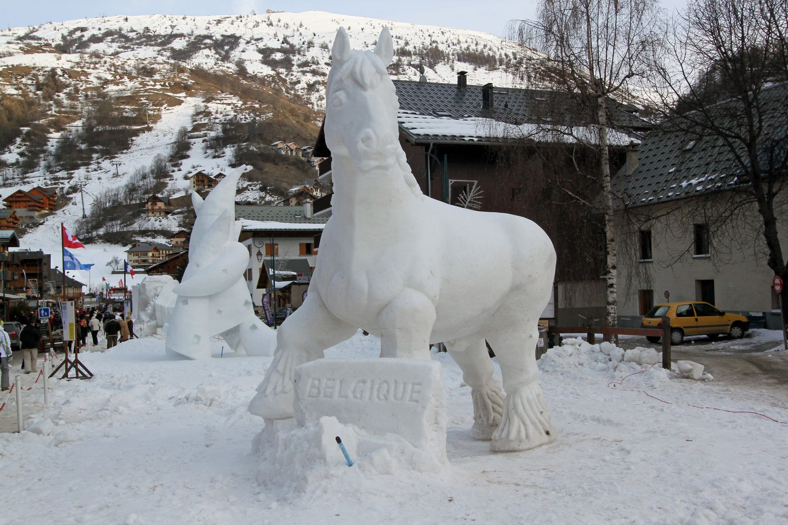Sculptures sur neige 6381