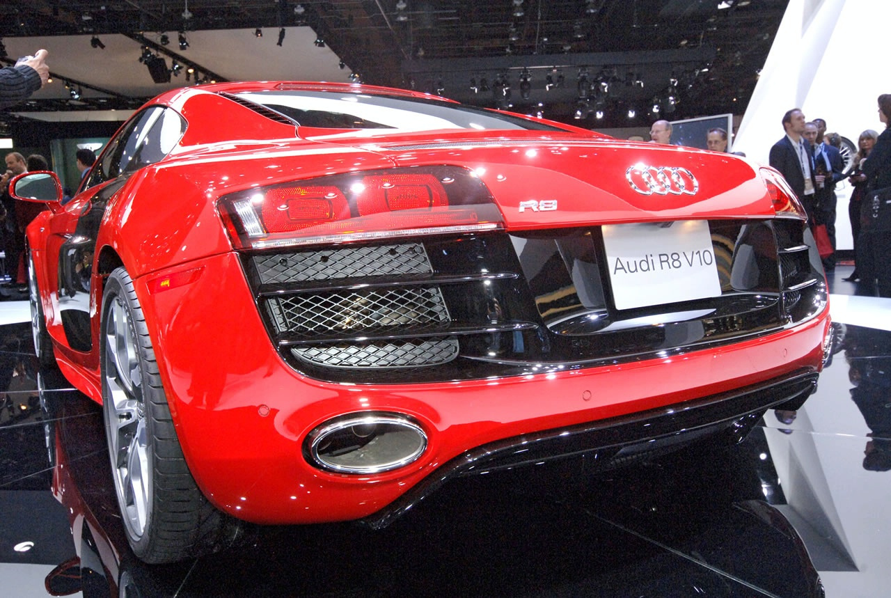 audi-r8-v10-52-fsi-quattro---2009-naias 8