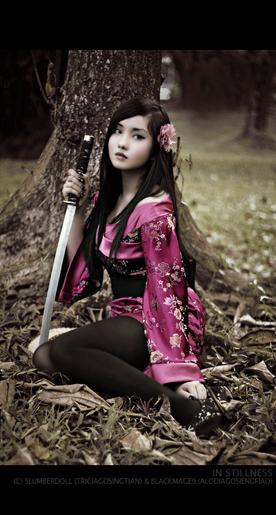 japan girl with sword vers2