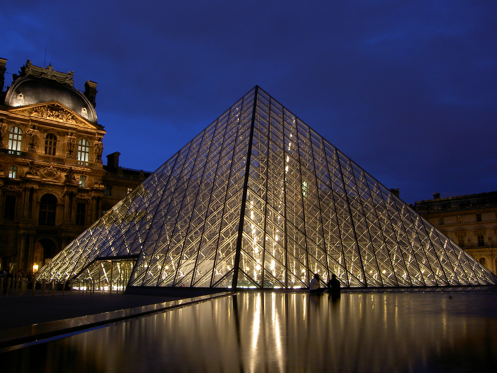 louvre + biztos szerelmesek