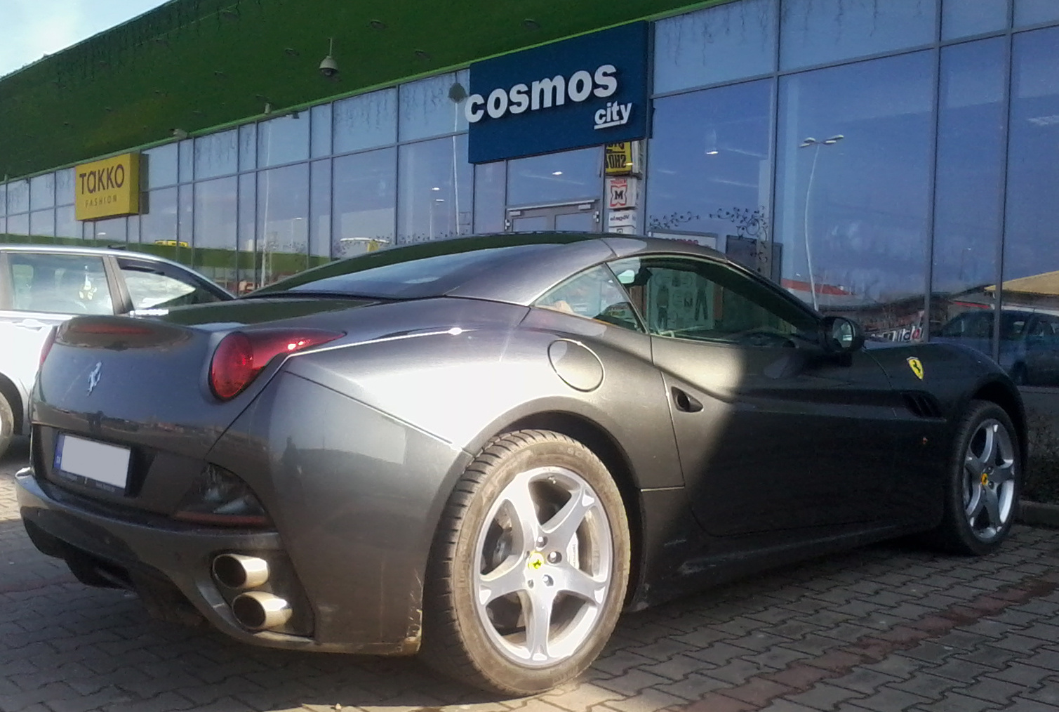 Ferrari California