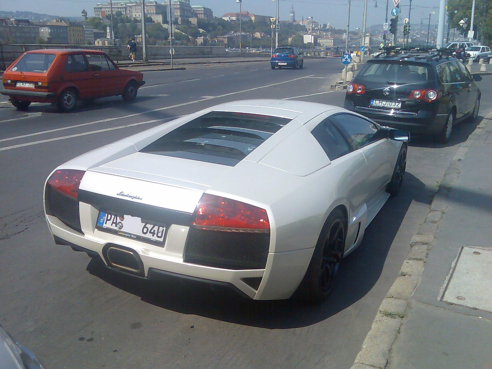 Lamborghini LP640