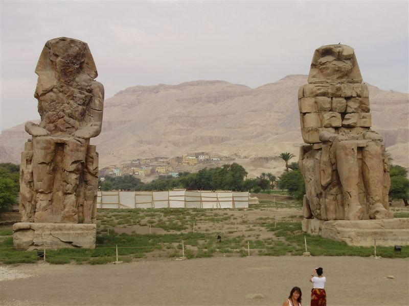 A Memnon kolosszusok