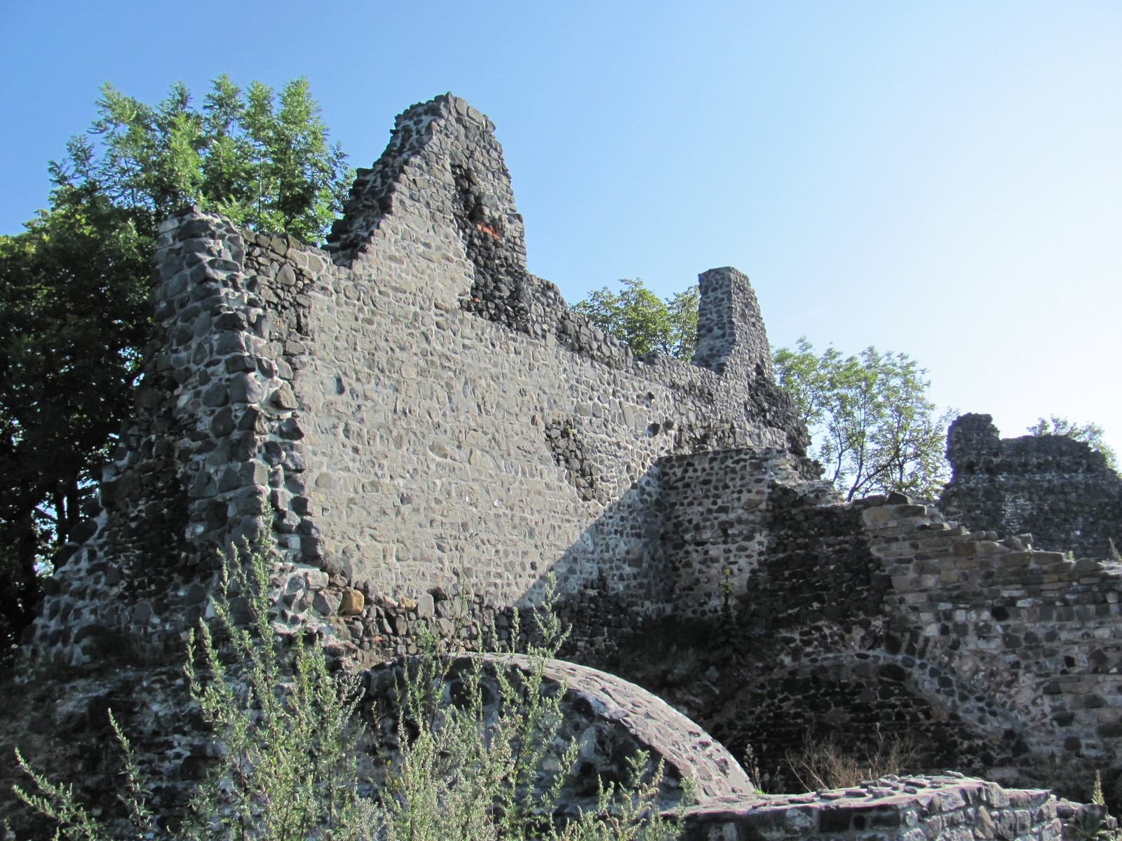 2011.08.06.Tátika várrom. Tátika Rezi teljesítménytúra 052