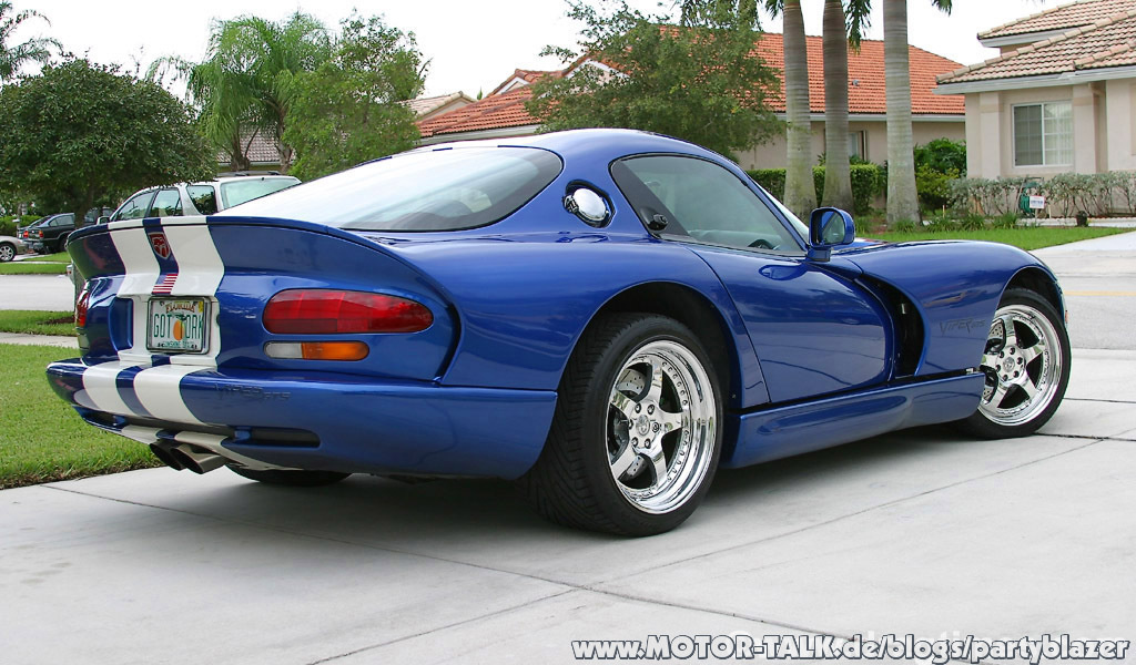 1996-dodge-viper-gts-rearside-hre-sm-5949