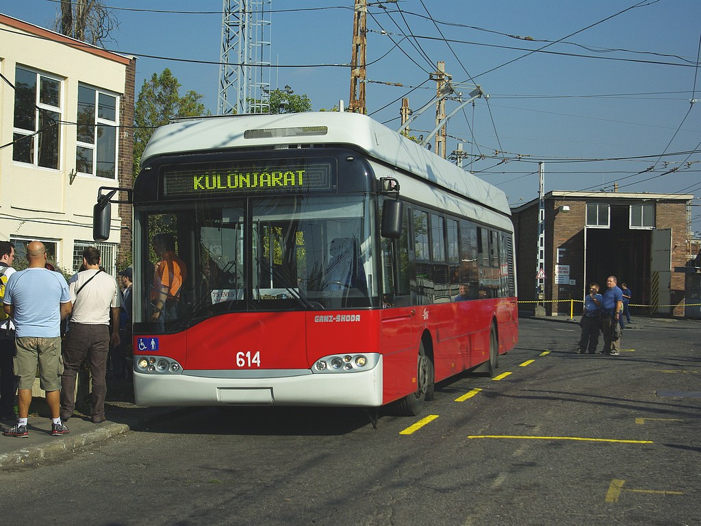 Solaris a Pongrác úti troligarázsban 7 2008.10.11