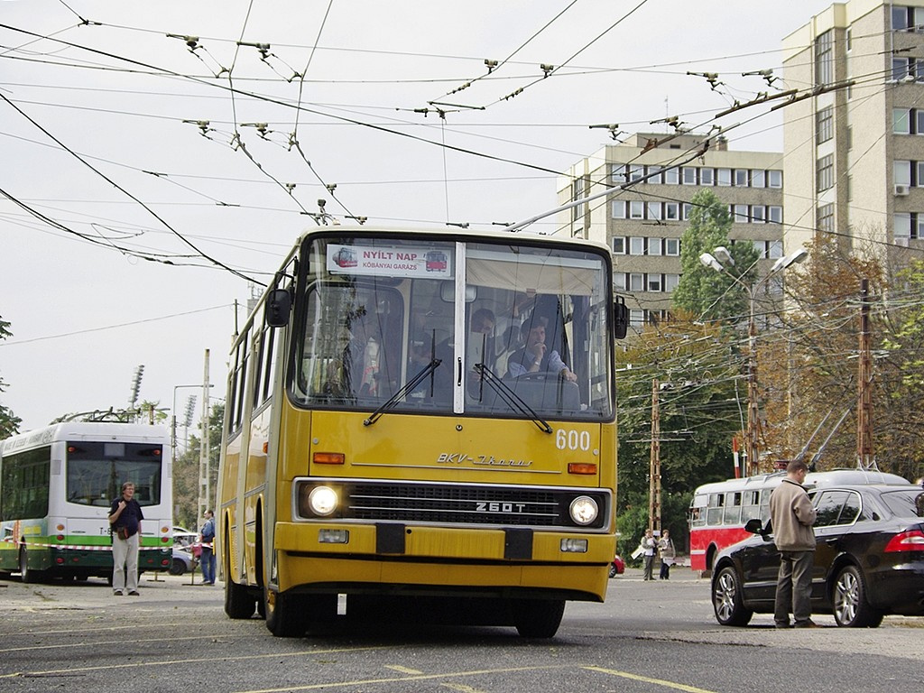 Ikarus 260T a Troligarázsban 31 2010.09.25