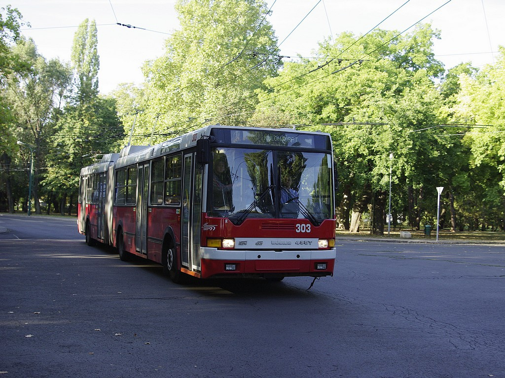 Ikarus 435T a Városligetben 3 2009.09.27