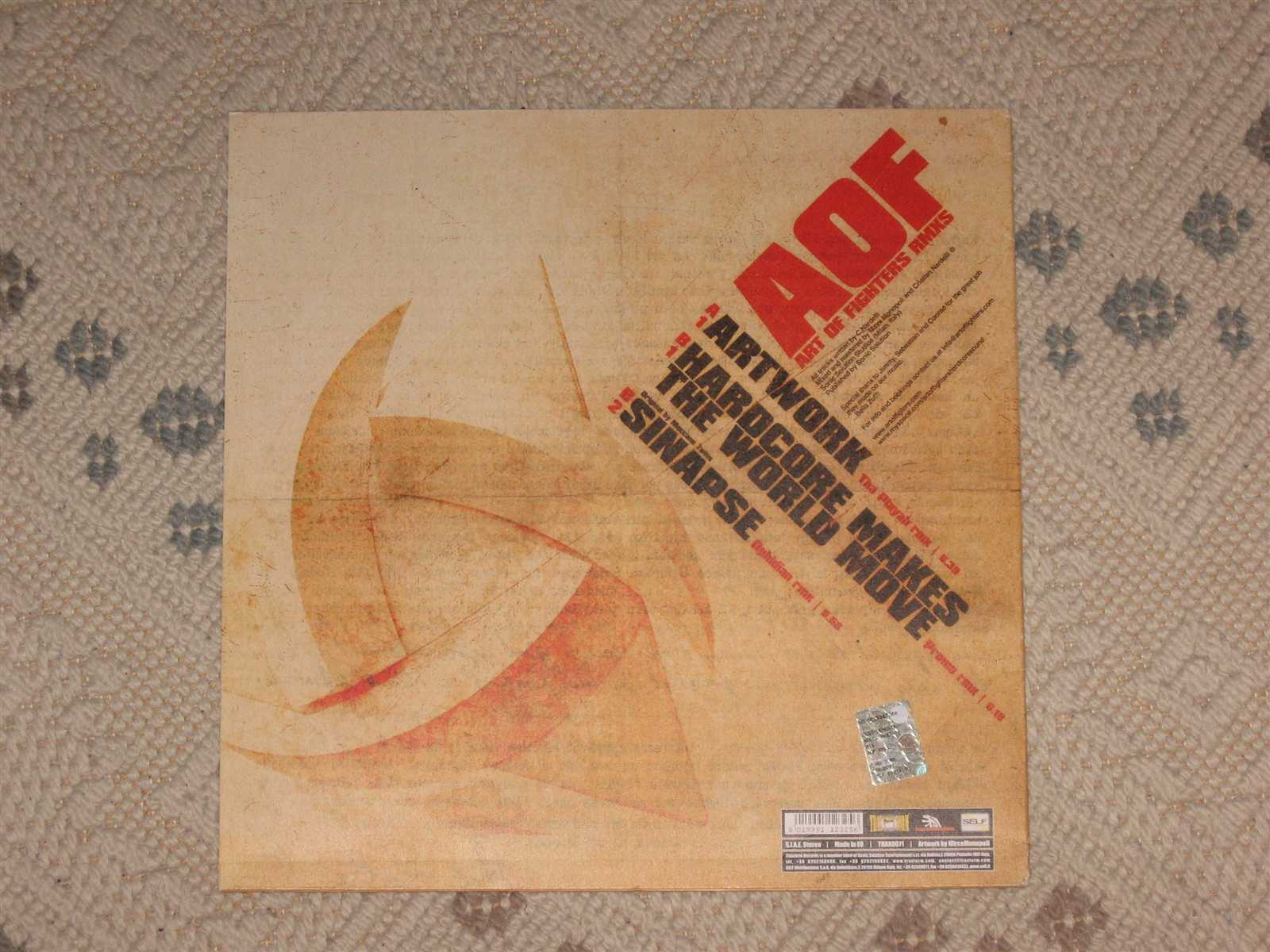 (TRAX071) Art Of Fighters - AOF Remixes (back)