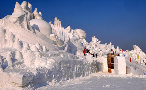 snow sculpture 46sfw