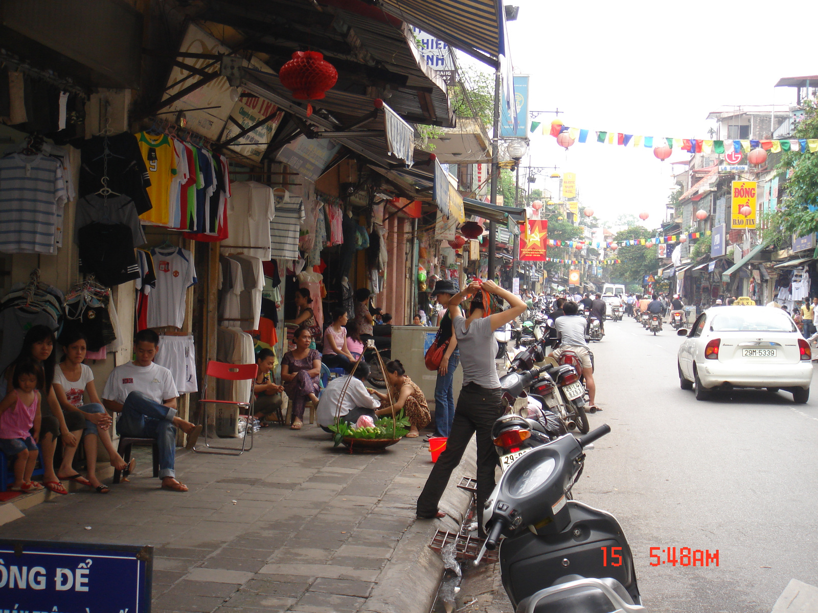 Hanoi1