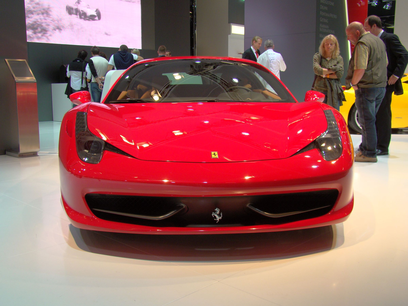 Ferrari 458 Italia (1)