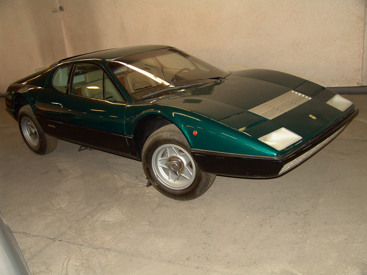 Iranian car museum, Karaj,July13,2010 094